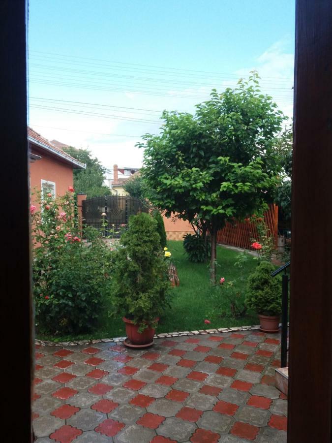 Olimpia Apartment *
